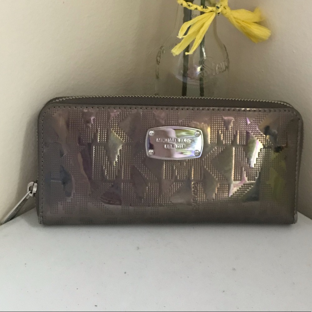 Michael Kors wallet